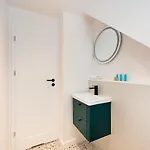 Comfortable Old Town By Bookinghost Apartman
