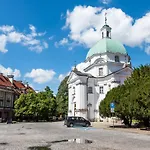 Comfortable Old Town By Bookinghost Varsó