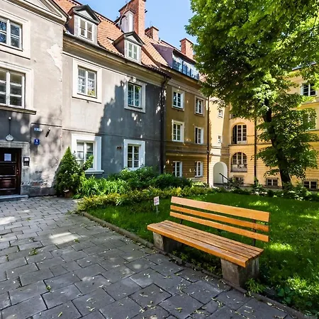 Comfortable Old Town Apartamento *