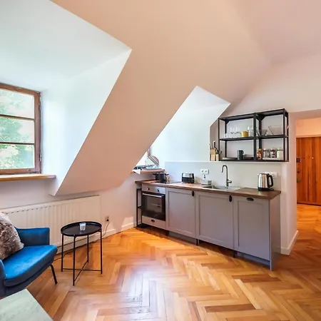 Comfortable Old Town By Bookinghost Warschau