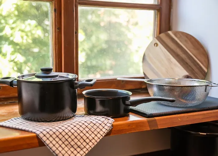 Comfortable Old Town By Bookinghost Varsó